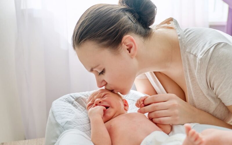 ¿Sueñas con un hijo? Descubre opciones en adopción y subrogación si eres de Paraguay