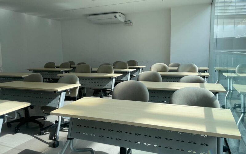 Salas de capacitación en alquiler: opciones prácticas para empresas en Panamá